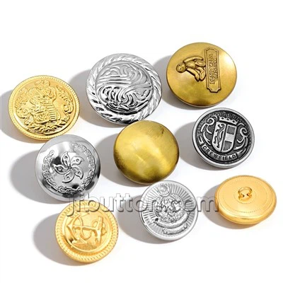 أزرار معدنية بيضاء السترة